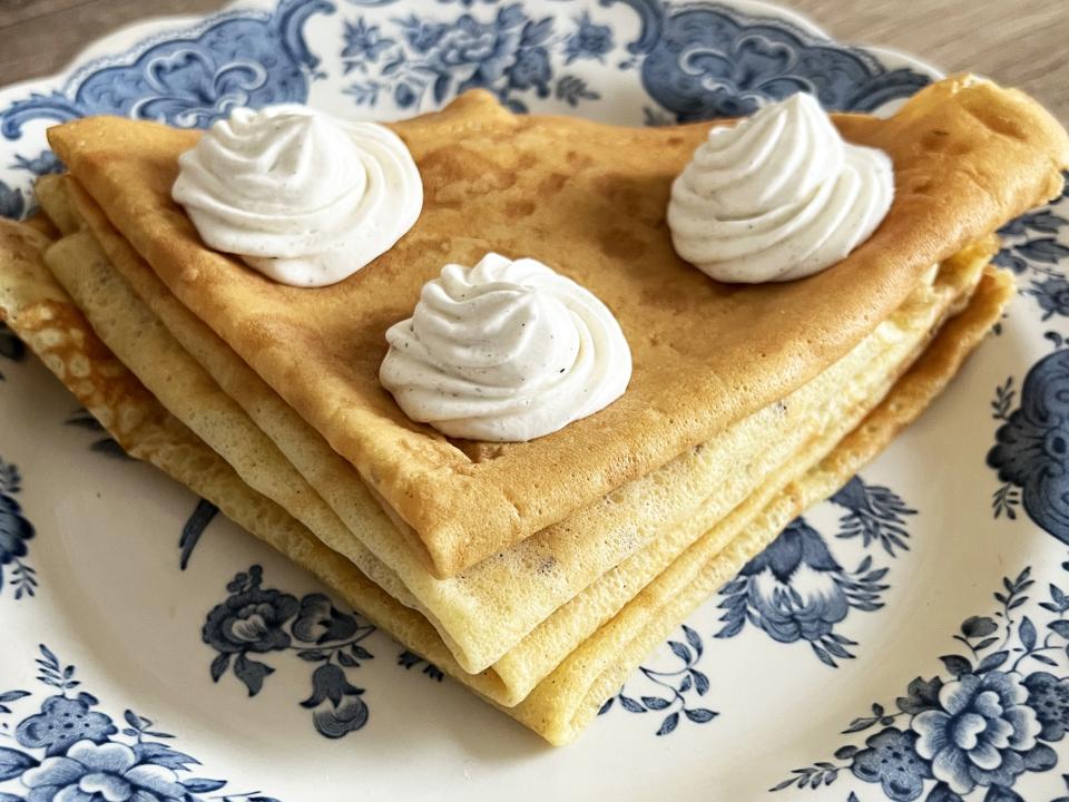 https://www.princedebretagne.com/sites/default/files/styles/recipe_4_3/public/2025-01/crepes-vanille-et-chantilly-vanille.jpg?h=3bdc5271&itok=Dm_gkqkE